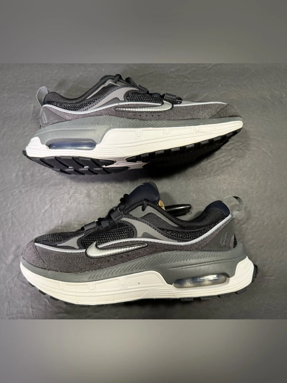 Nike Air Max Bliss Women’s Black Gray Sneakers Shoe Size- 6.5